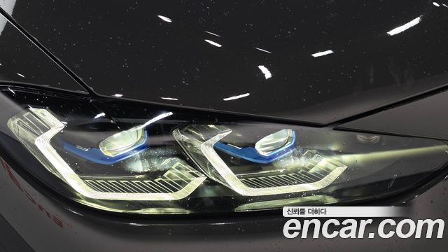 BMW i4 2023 — photo 8