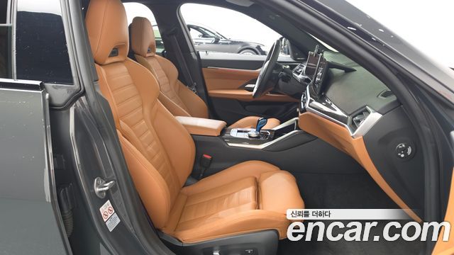 BMW i4 2023 — photo 16