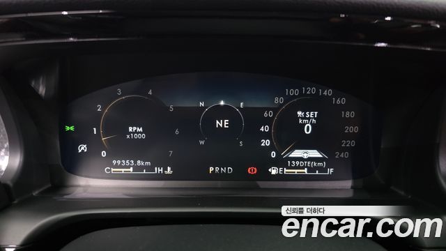 Lincoln Aviator 2021 — photo 11
