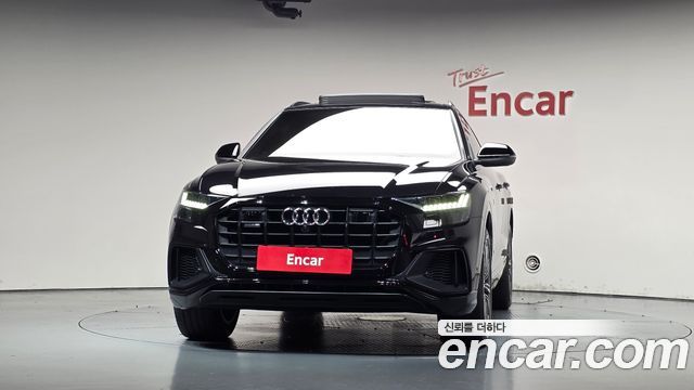 Audi Q8 2021 — photo 3