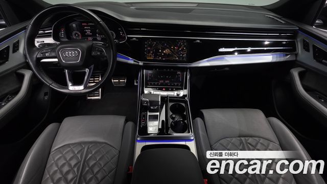 Audi Q8 2021 — photo 10