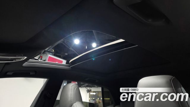Audi Q8 2021 — photo 23