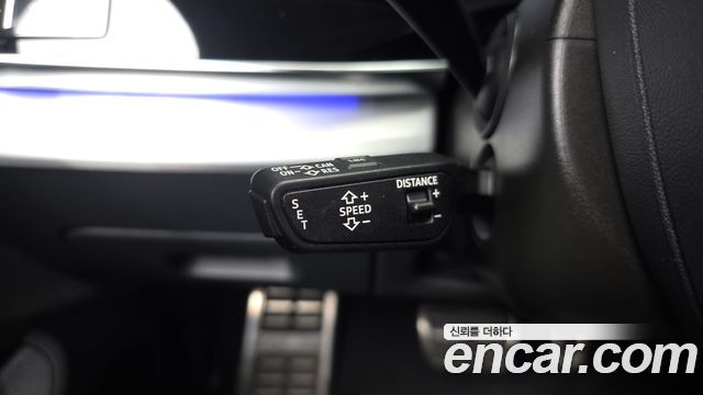 Audi Q8 2021 — photo 33