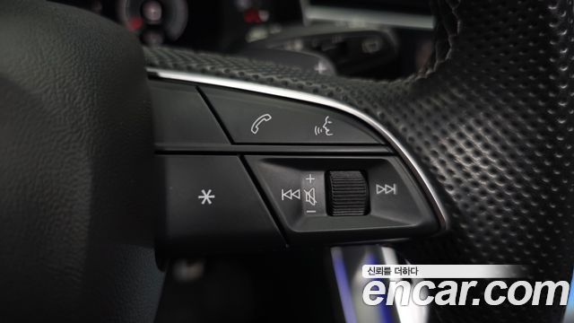 Audi Q8 2021 — photo 34