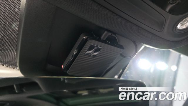 Audi Q8 2021 — photo 37