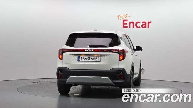 Kia Seltos 2023 — photo 4