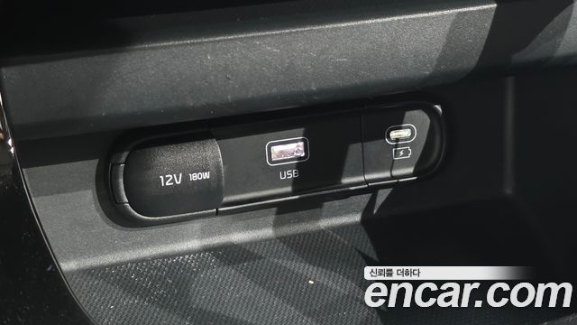 Kia Seltos 2023 — photo 30