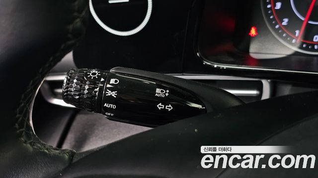 Hyundai AVANTE 2022 — photo 25