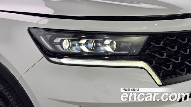 Kia Sorento 2022 — photo 8