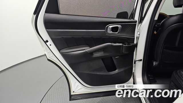 Kia Sorento 2022 — photo 15