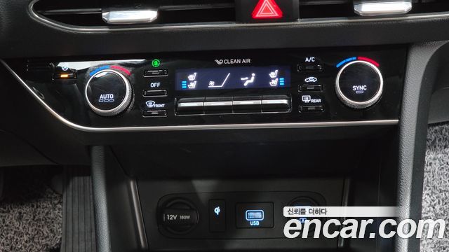 Hyundai Sonata 2022 — photo 17