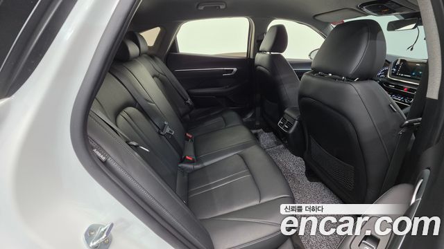 Hyundai Sonata 2022 — photo 19