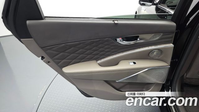 Kia K9 2022 — photo 15