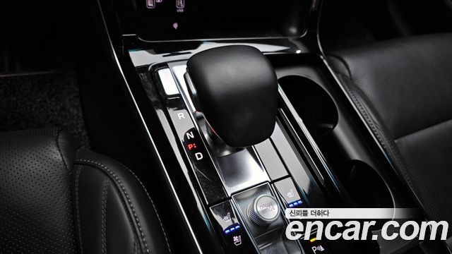 Kia K7 2020 — photo 12