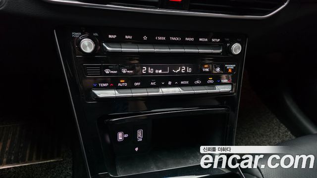 Kia K7 2020 — photo 23