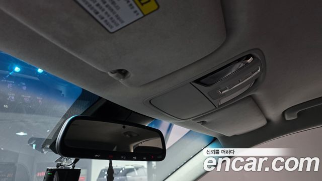 Kia K7 2020 — photo 25