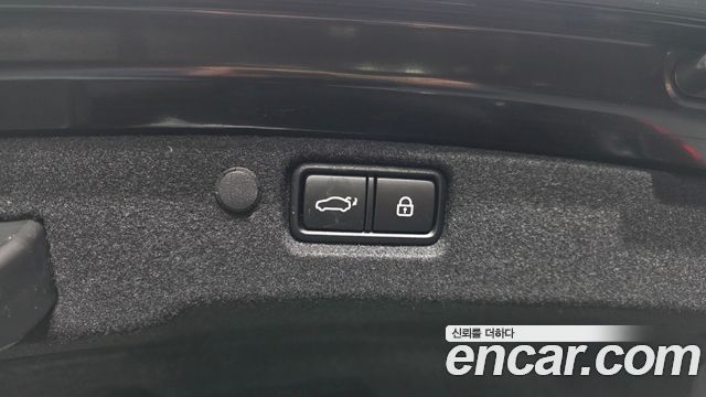 Kia K7 2020 — photo 35
