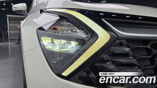 Kia Sportage 2022 — photo 8