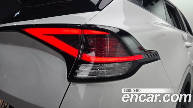 Kia Sportage 2022 — photo 9