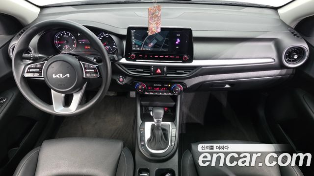 Kia K3 2023 — photo 10