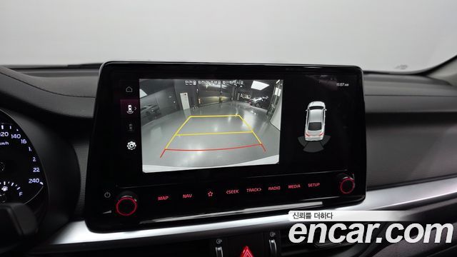 Kia K3 2023 — photo 21