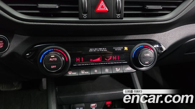 Kia K3 2023 — photo 23