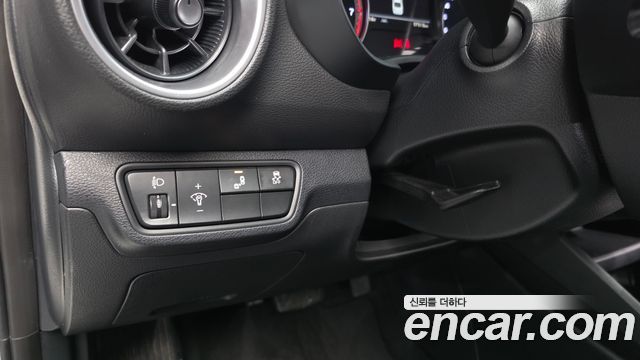 Kia K3 2023 — photo 27