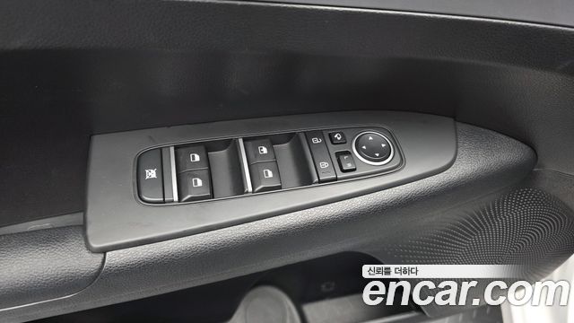 Kia K3 2023 — photo 32