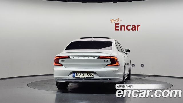 Volvo S90 2024 — photo 4