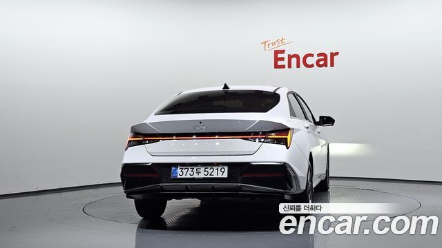 Hyundai AVANTE 2024 — photo 4
