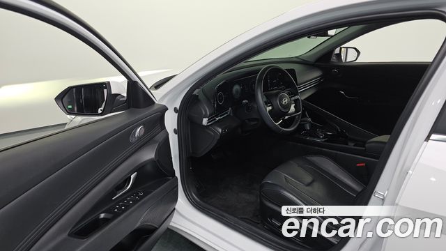 Hyundai AVANTE 2024 — photo 13