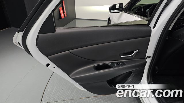 Hyundai AVANTE 2024 — photo 15