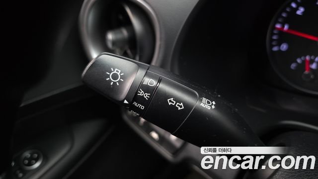 Kia K3 2019 — photo 25