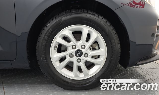 Kia K3 2019 — photo 7