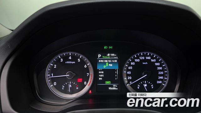 Hyundai Grandeur 2018 — photo 11