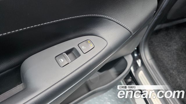 Hyundai Grandeur 2018 — photo 30