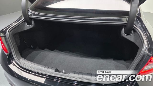 Hyundai Grandeur 2018 — photo 32