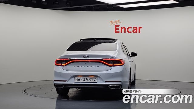 Hyundai Grandeur 2018 — photo 4