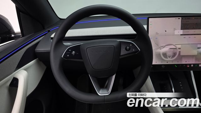 Tesla Model Y 2026 — photo 19