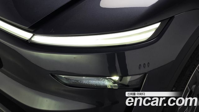 Tesla Model Y 2026 — photo 8