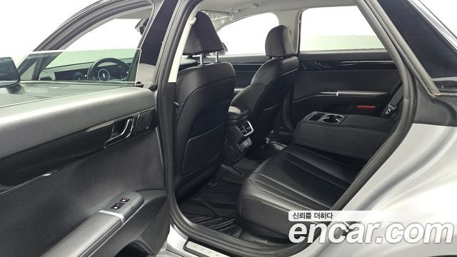 Hyundai Grandeur 2023 — photo 11