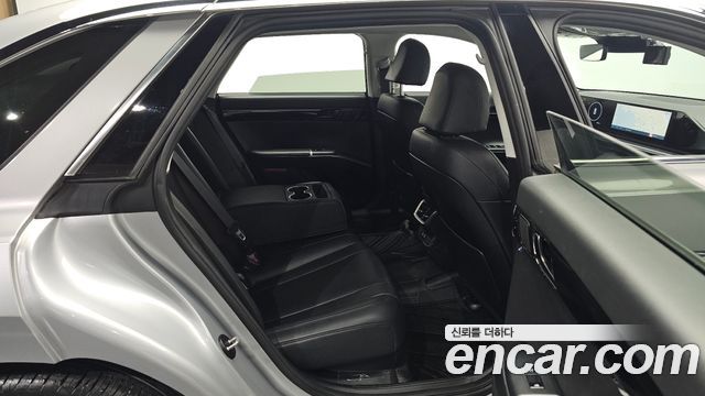 Hyundai Grandeur 2023 — photo 12