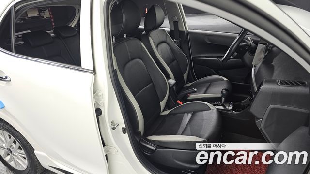 Kia morning 2023 — photo 16