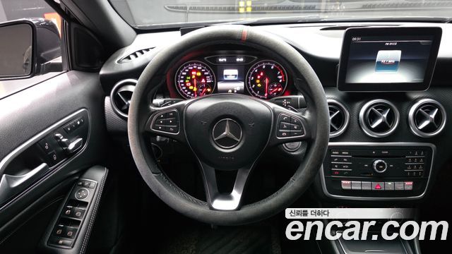 Mercedes-Benz A-Class 2018 — photo 19