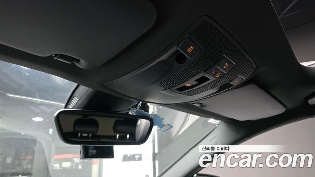 Mercedes-Benz A-Class 2018 — photo 25
