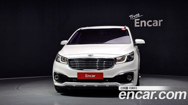 Kia Canival 2015 — photo 3