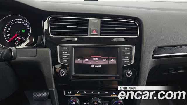 Volkswagen Golf 2016 — photo 15