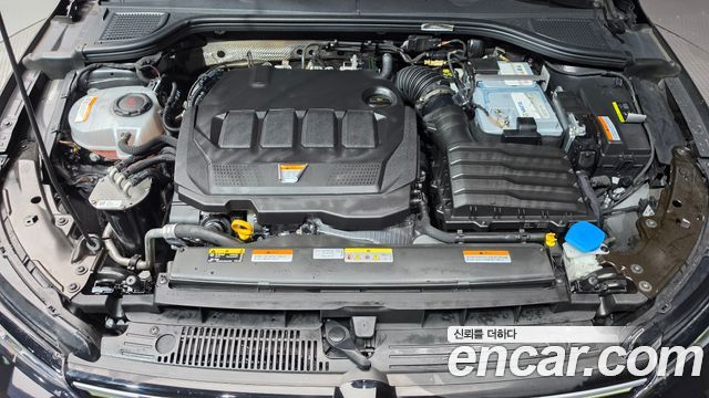 Volkswagen Golf 2022 — photo 6