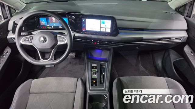 Volkswagen Golf 2022 — photo 10
