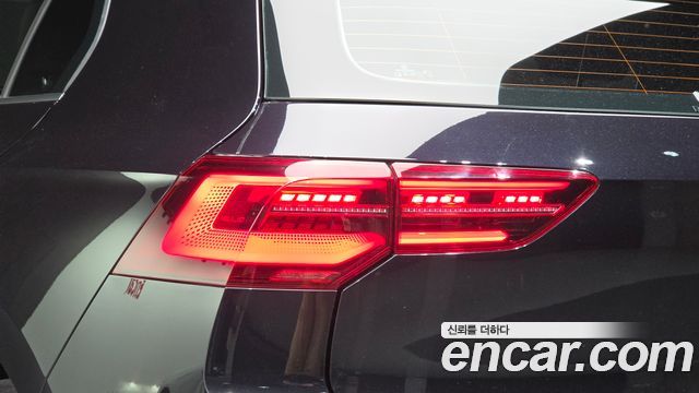 Volkswagen Golf 2022 — photo 9